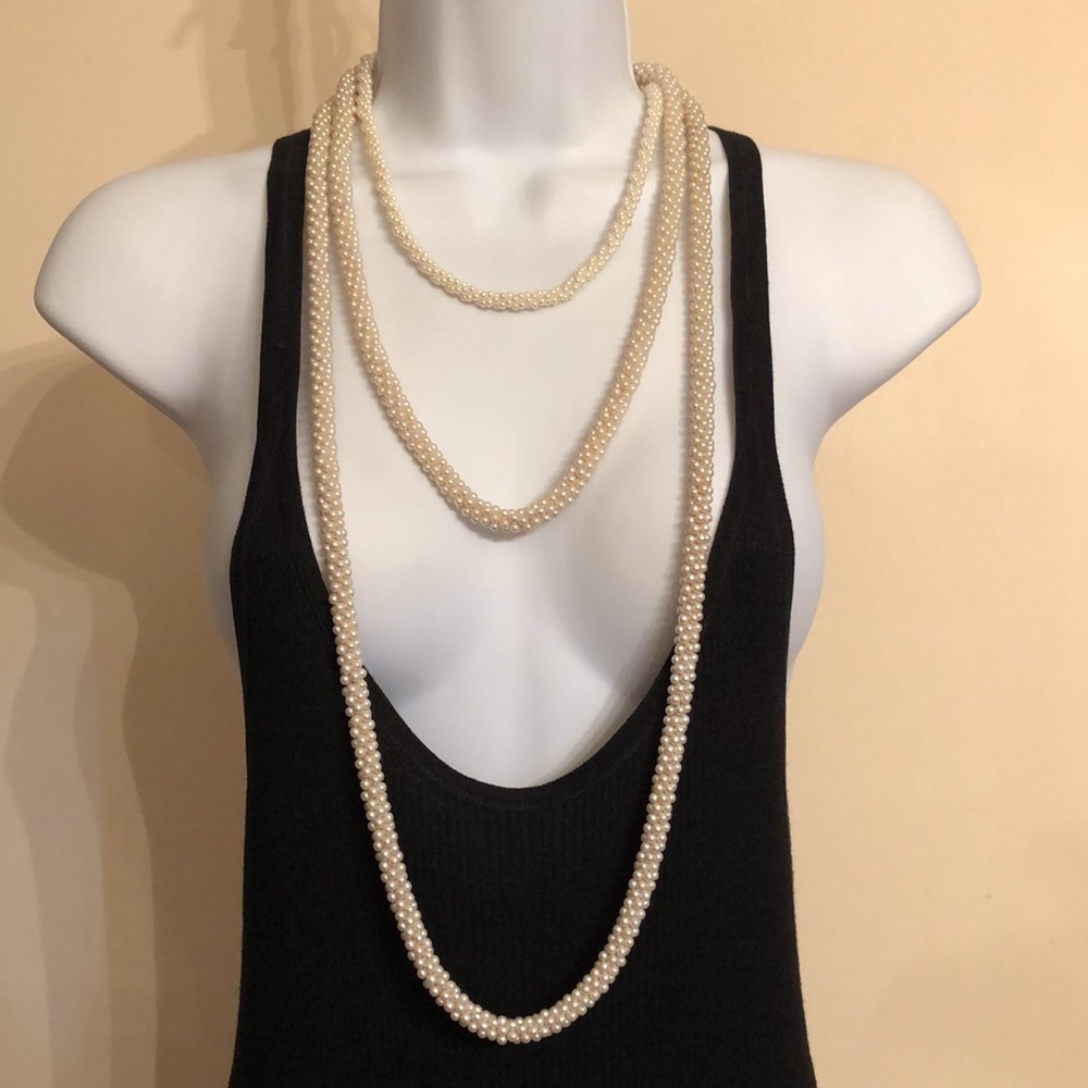 Bundle lot 2 seed beaded vintage necklaces